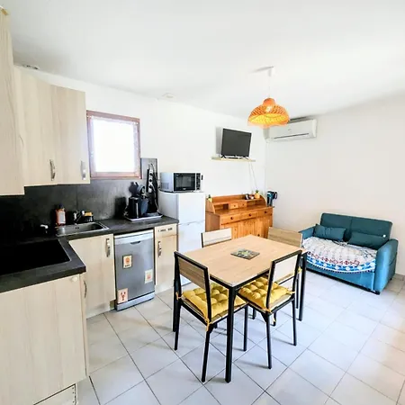 Charmante Maison Avec Jardin Prive Proche De La Marseillan (Herault)